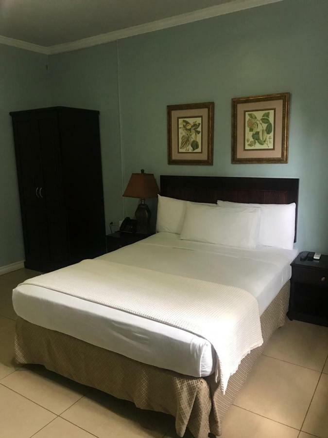 Palms Hotel Trinidad Arouca Kültér fotó